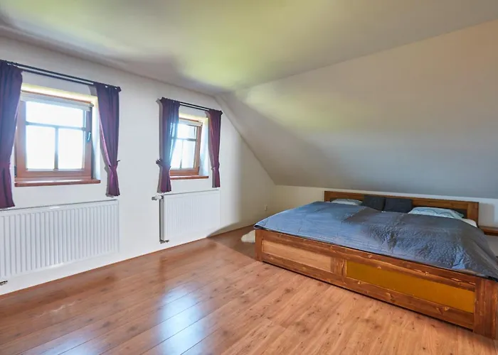 Nikola * Vysoké nad Jizerou